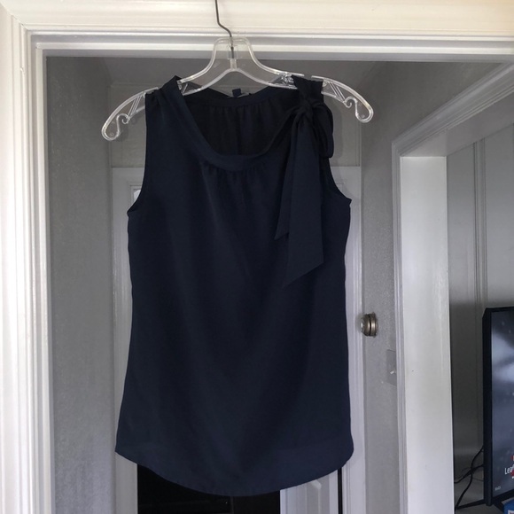 GAP Tops - GAP navy blue blouse, in great condition